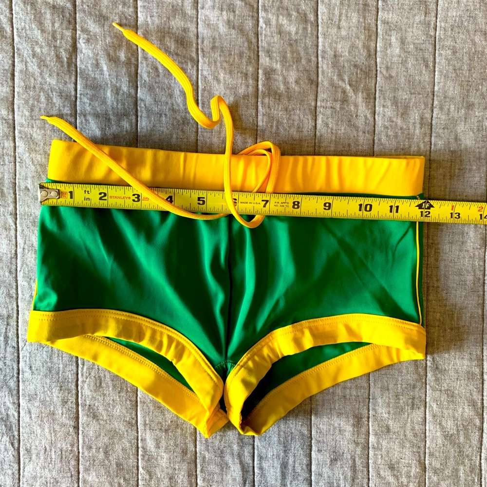 H&M swim trunks S
